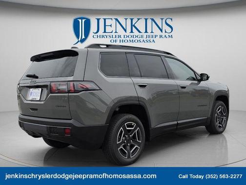 Sting Gray Clearcoat 2026 Jeep Cherokee LAREDO/LIMITED