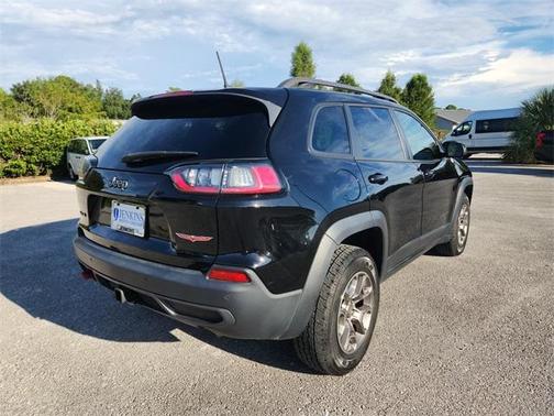 2020 Jeep Cherokee Trailhawk