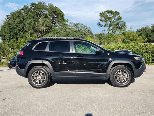 2020 Jeep Cherokee Trailhawk