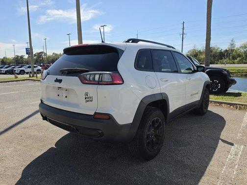 2022 Jeep Cherokee X