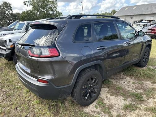 2023 Jeep Cherokee Altitude Lux