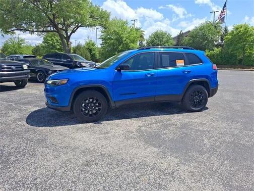 2023 Jeep Cherokee Altitude Lux 4x4