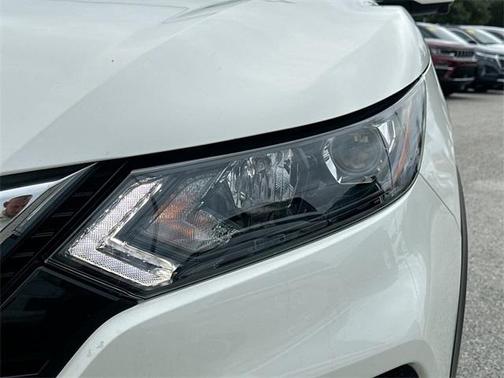 2021 Nissan Rogue Sport SL