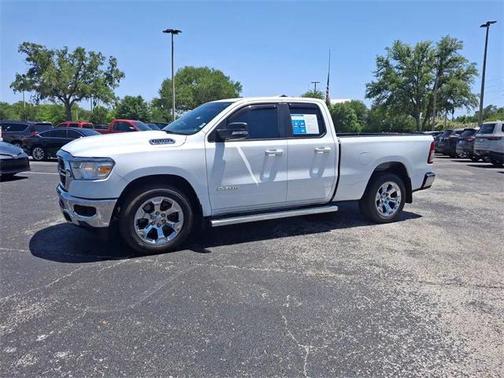2022 RAM 1500 Big Horn Quad Cab 4x2 64' Box