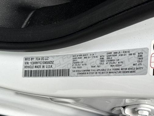 Bright White Clearcoat 2025 RAM 1500 Big Horn/Lone Star