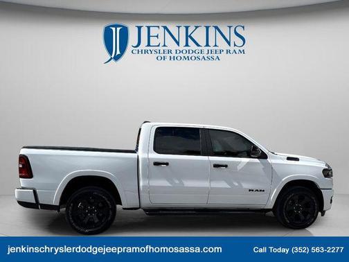 Bright White Clearcoat 2025 RAM 1500 Big Horn/Lone Star