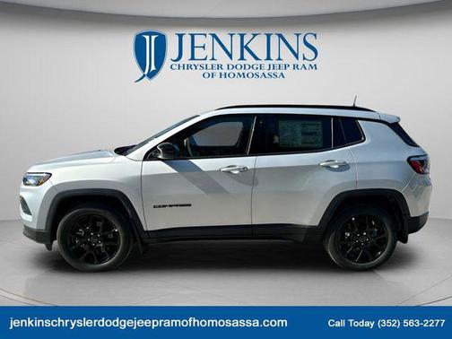 Silver Zynith 2026 Jeep Compass Latitude