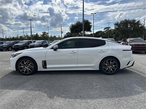 2022 Kia Stinger GT-Line