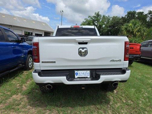 Bright White Clearcoat 2022 RAM 1500 Big Horn
