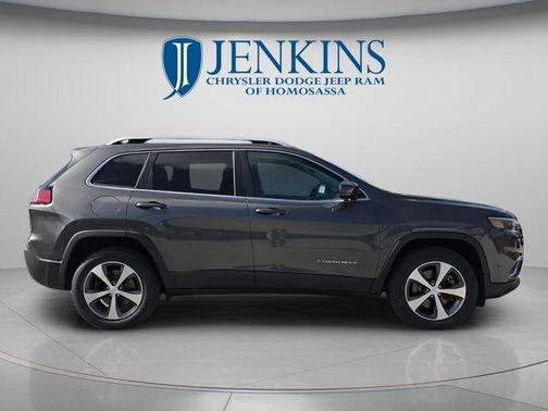 Granite Crystal Clearcoat Metallic 2021 Jeep Cherokee Limited