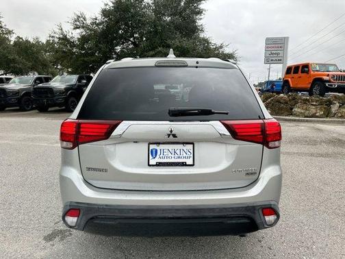 2019 Mitsubishi Outlander