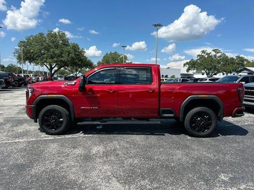 2024 GMC Sierra 2500 AT4