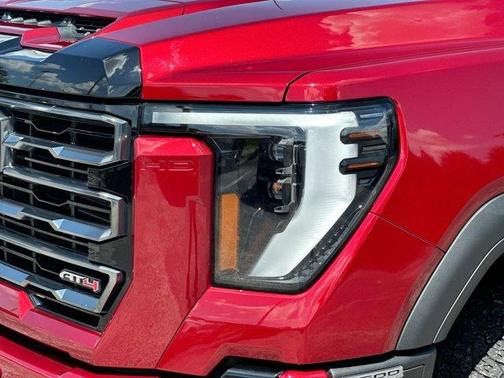 2024 GMC Sierra 2500 AT4