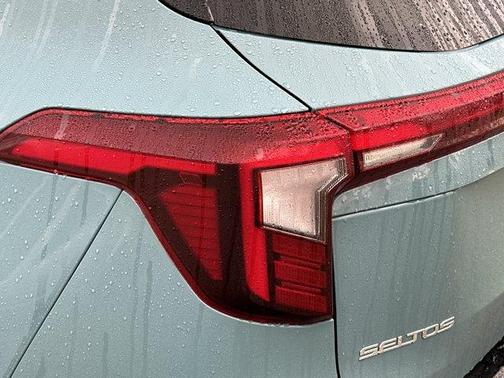 2025 Kia Seltos SX