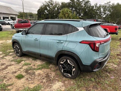 2025 Kia Seltos SX