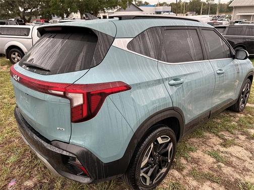 2025 Kia Seltos SX