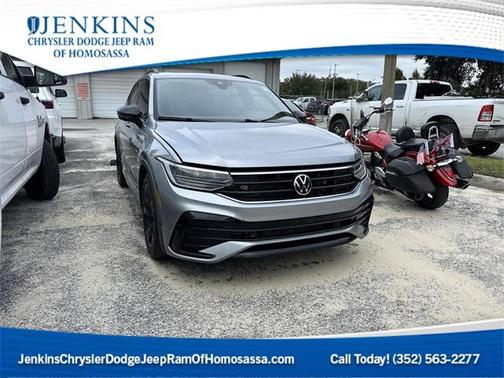 2023 Volkswagen Tiguan 2.0T SE R-Line Black