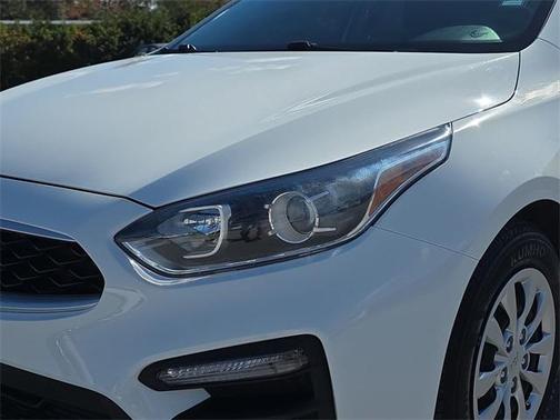 2021 Kia Forte FE