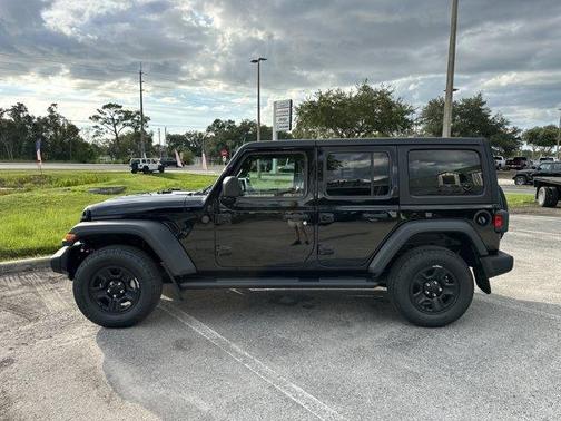 2025 Jeep Wrangler Sport