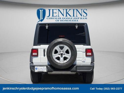 Bright White Clearcoat 2022 Jeep Wrangler Unlimited Sport