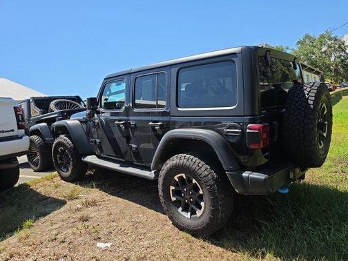 Black Clearcoat 2024 Jeep Wrangler 4xe Rubicon