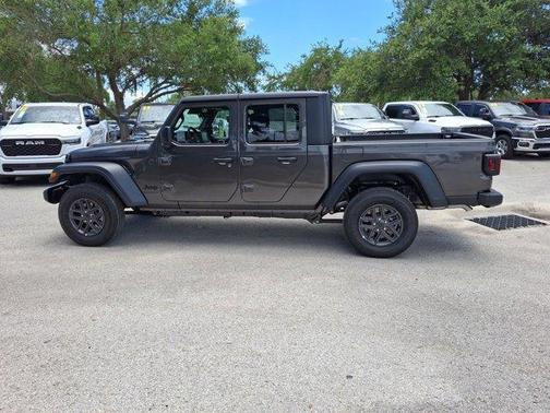 2025 Jeep Gladiator Sport