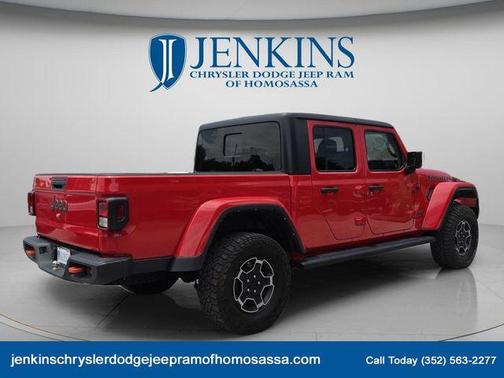 Firecracker Red Clearcoat 2021 Jeep Gladiator Mojave