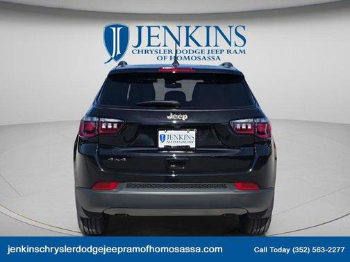 Diamond Black 2026 Jeep Compass Latitude