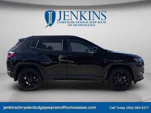 Diamond Black 2026 Jeep Compass Latitude