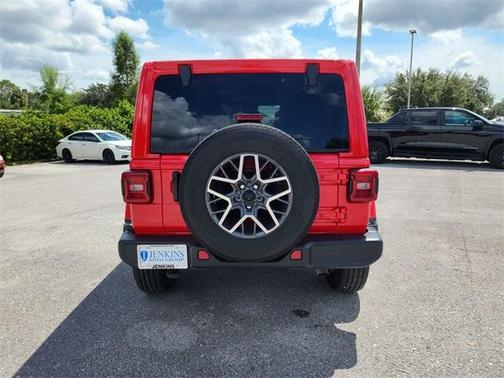 2024 Jeep Wrangler Sahara