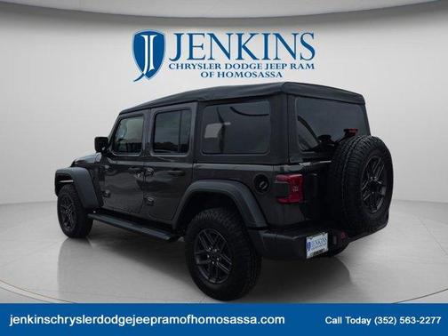 Granite Crystal Clearcoat Metallic 2026 Jeep Wrangler Sport
