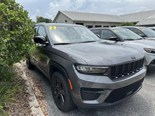 2023 Jeep Grand Cherokee Altitude