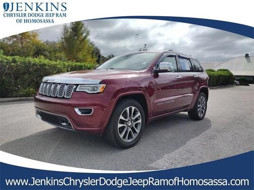 Photo 1 of 40 of 2017 Jeep Grand Cherokee Overland