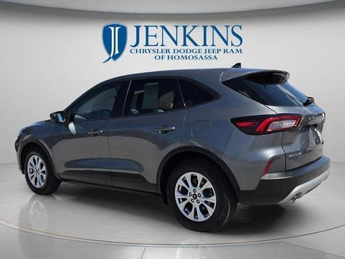 Gray Metallic 2025 Ford Escape Active