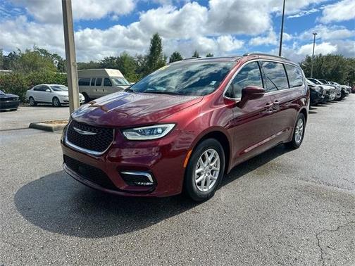 2022 Chrysler Pacifica Touring-L