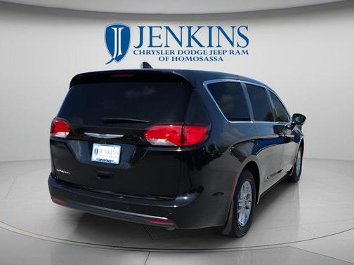 Diamond Black 2026 Chrysler Voyager LX