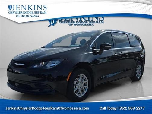 2026 Chrysler Voyager LX