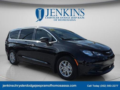 2026 Chrysler Voyager LX