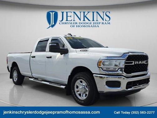 Bright White Clearcoat 2024 RAM 2500 Tradesman