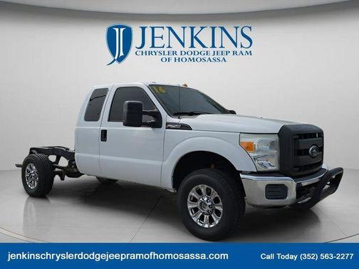 Oxford White 2016 Ford F-250 XL