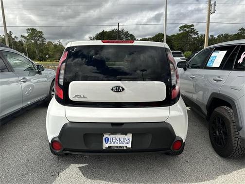 2015 Kia Soul +