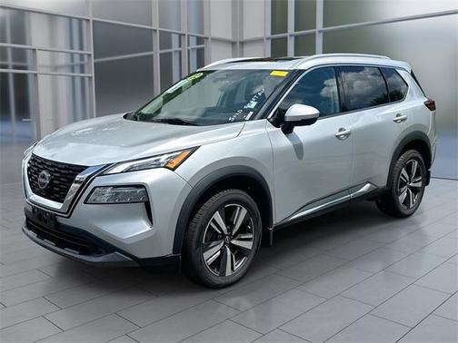 2022 Nissan Rogue SL