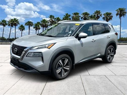 2022 Nissan Rogue SL
