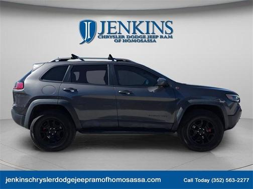 2021 Jeep Cherokee Trailhawk