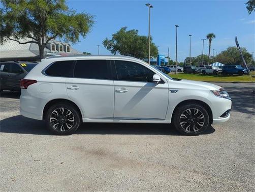 2018 Mitsubishi Outlander PHEV SEL