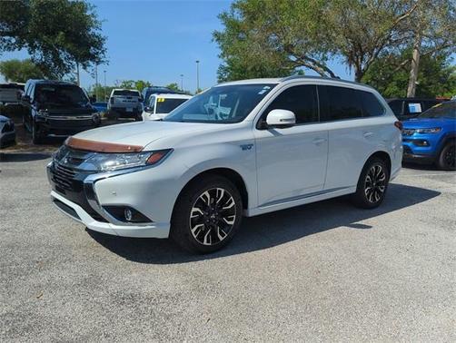 2018 Mitsubishi Outlander PHEV SEL