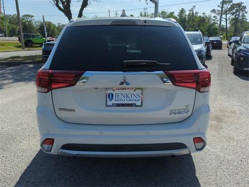 2018 Mitsubishi Outlander PHEV SEL