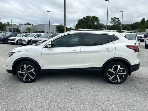 2021 Nissan Rogue Sport SL