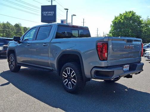 Sterling 2024 GMC Sierra 1500 AT4