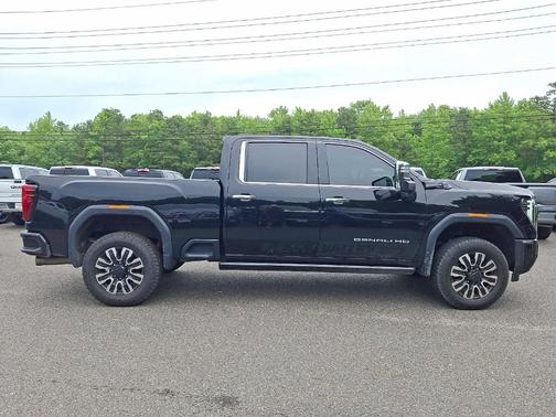 Onyx Black 2024 GMC Sierra 2500 Denali Ultimate